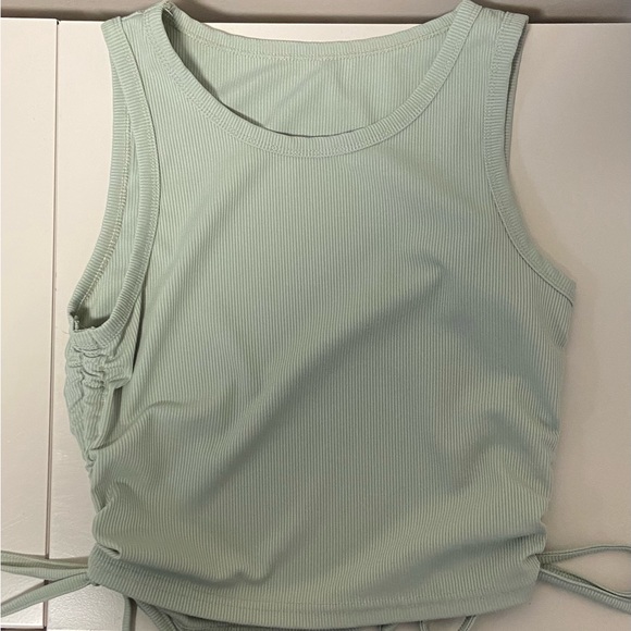 SHEIN Tops - SHEIN crop top- size small
